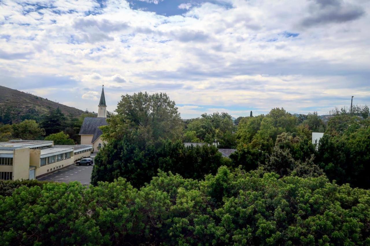 Apartamento Quiet Hidden Gem In Historic Stellenbosch Exterior foto